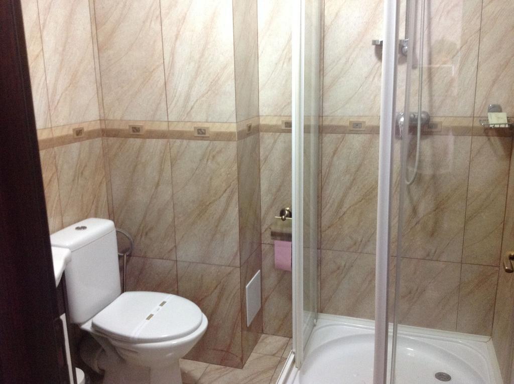 Hotel Royal 2 Urziceni Номер фото